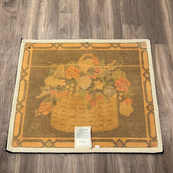 Vintage Claire Murray Hand Hooked Rug 28"x34” Floral Basket Herbal 1998 - Picture 4 of 4